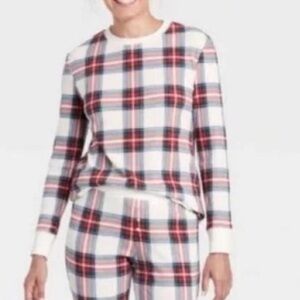 NWT Stars Above Plaid Plus Size Long Sleeve Crew Neck Pajama Sleepwear Shirt